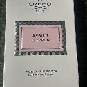 Creed Spring Flower Box - Pink & White Label